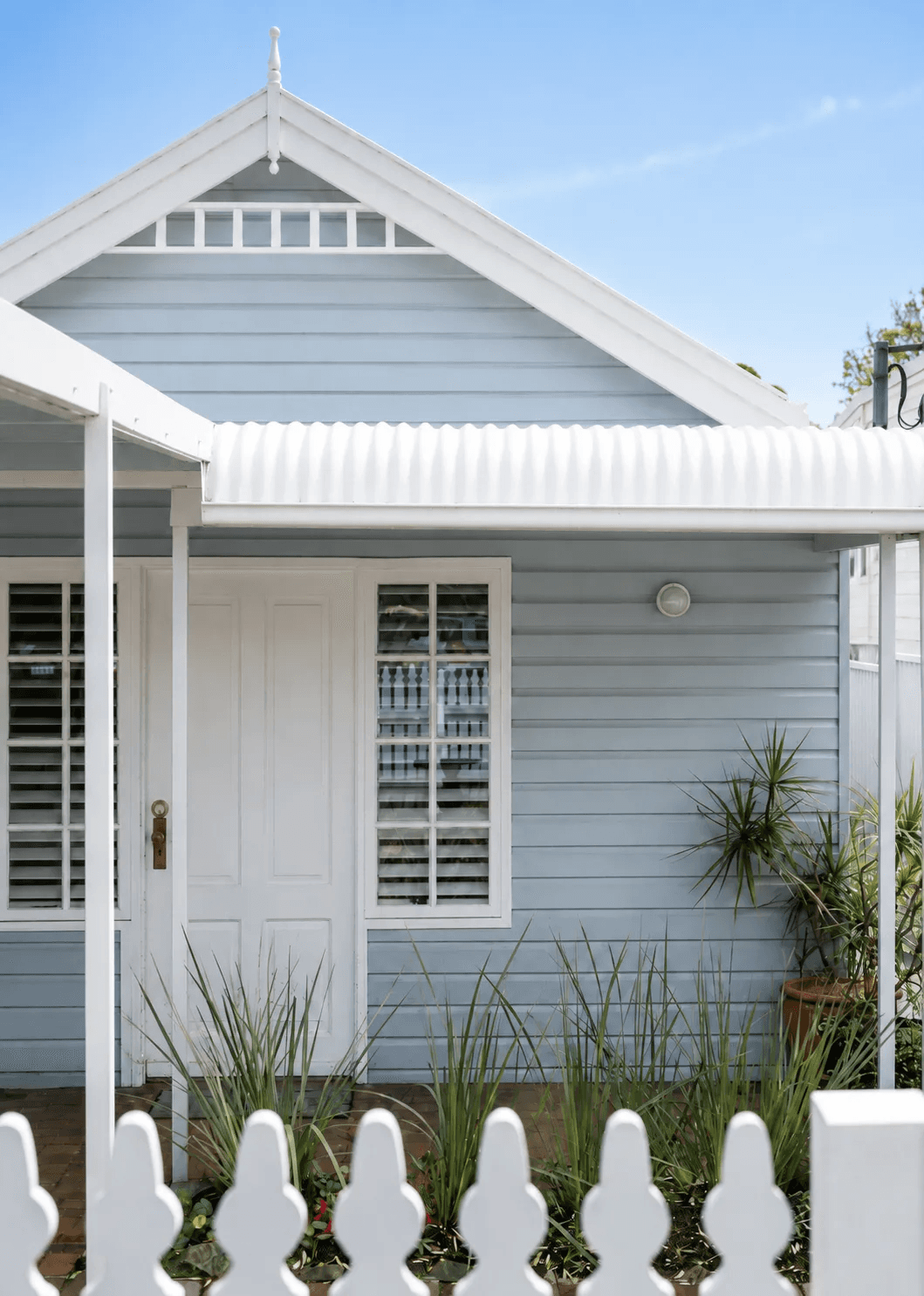 Heritage weatherboard cottage restoration — the kind of period work found around Windsor and Richmond